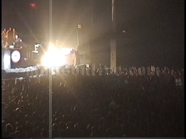 1997-05-09 Washington, DC - DC Armory Screenshot 14