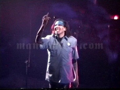 1999-04-20 Chicago, IL - Rosemont Horizon Screenshot 8