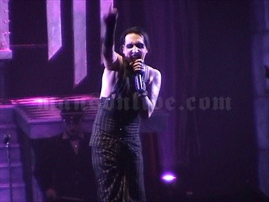 2003-10-20 Hamilton, Canada - Copps Coliseum Screenshot 4