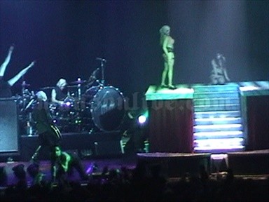2003-10-20 Hamilton, Canada - Copps Coliseum Screenshot 8