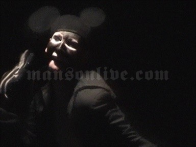 2003-10-20 Hamilton, Canada - Copps Coliseum Screenshot 9