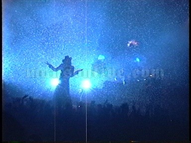 1998-11-13 Camden, NJ - Sony Blockbuster Pavillion Screenshot 7