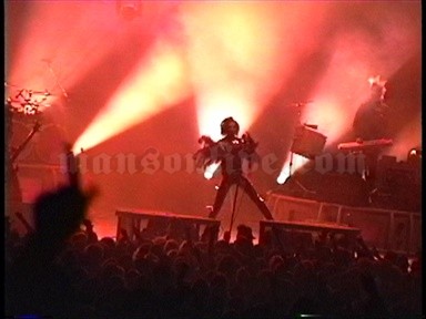 1998-11-13 Camden, NJ - Sony Blockbuster Pavillion Screenshot 8