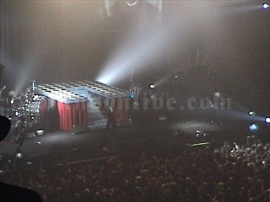 2003-10-16 St. Paul, MN - Roy Wilkins Auditorium Screenshot 9