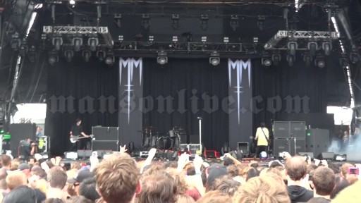 2012-03-02 Melbourne, Australia - Showgrounds (Soundwave Festival) Screenshot 2